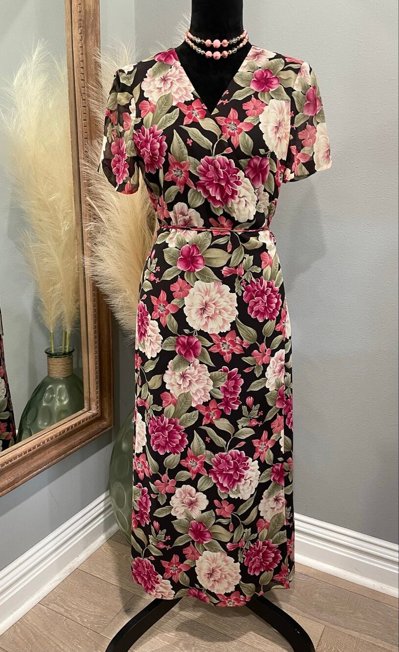 Silk Vintage Y2K Whimsigoth Cottagecore Dark Romantic Floral Maxi Dress (8)